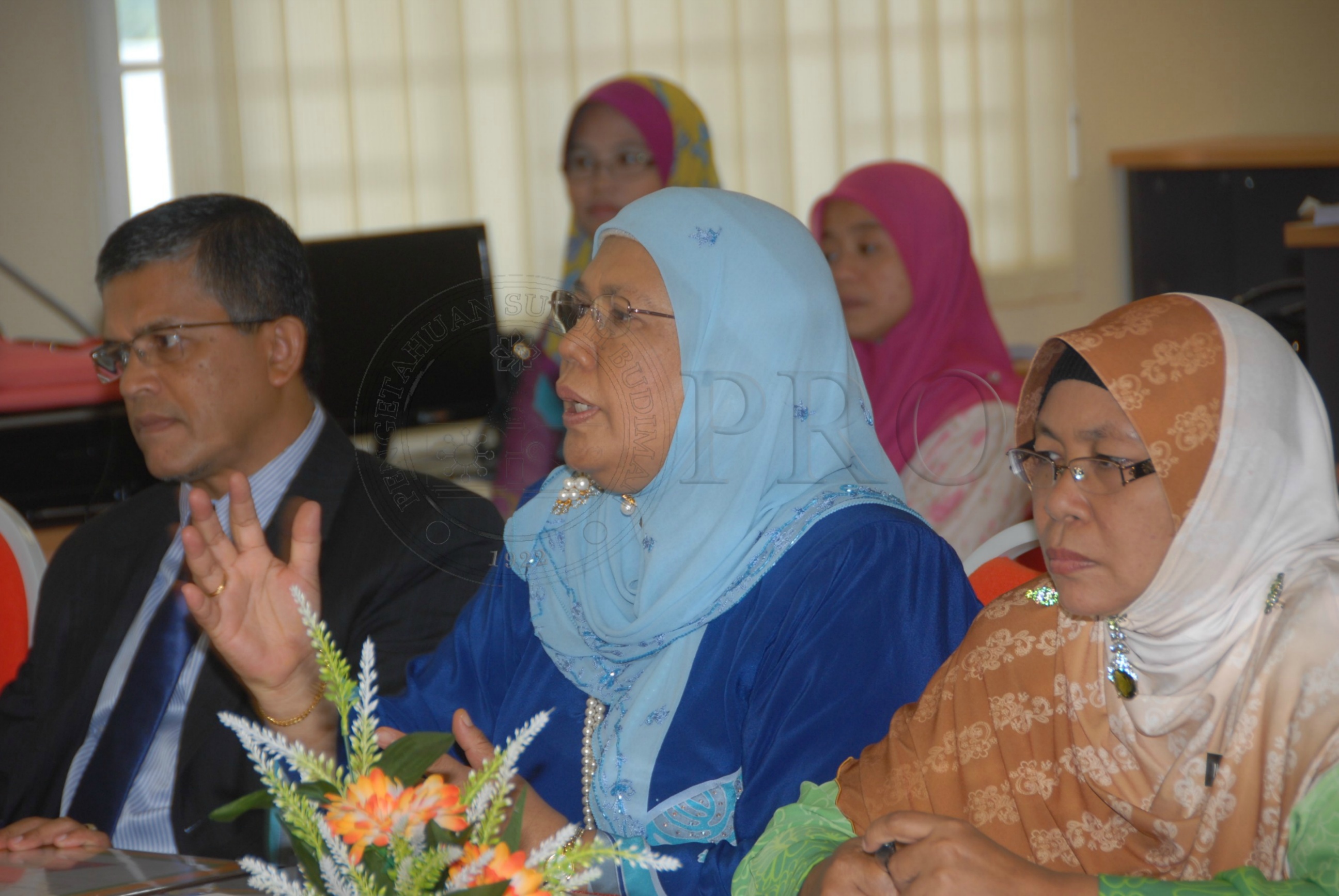 PRO 14 01 SEKOLAH FBA 8035